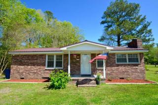 1122 Bethera Rd, Bonneau, SC 29431-3134