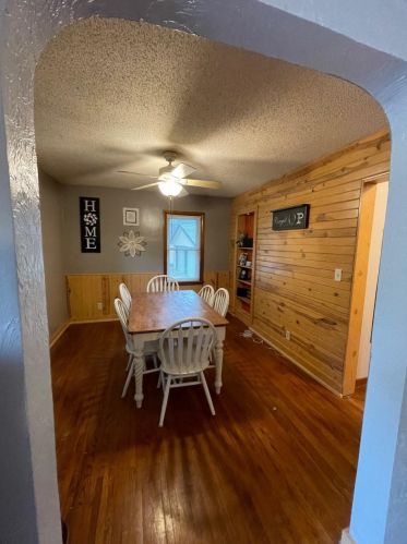 615 Washburne Ave, Paynesville MN  56362-1731 exterior
