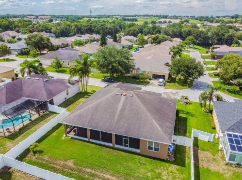6462 Hickory View Dr, Lakeland FL  33813-0805 exterior