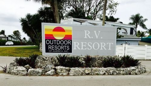 150 Smallwood Dr, Chokoloskee, FL