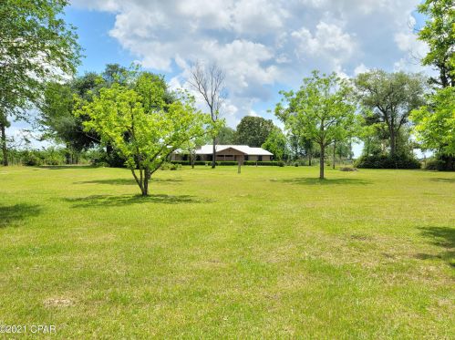 4258 Rogers Rd, Greenwood, FL 32443-2104