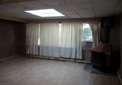 105 Brinkerhoff St, Ridgefield Park NJ  07660-1905 exterior