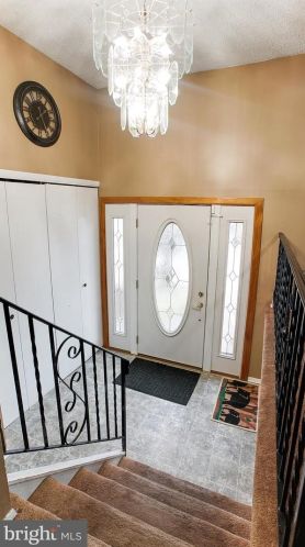 1908 Greymont St, Philadelphia PA 19116-3916 exterior