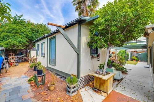 124 Southern Rd, El Cajon CA  92020-2741 exterior