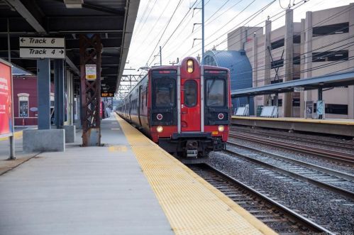 67 Riverside Ave, Norwalk CT  06850-2647 exterior