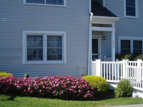 256 Laura Blvd, Norwich, CT 06360-6482