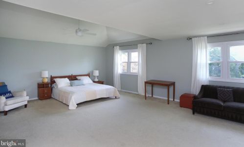 1845 Ferguson Ln, Blue Bell PA  19422-1308 exterior