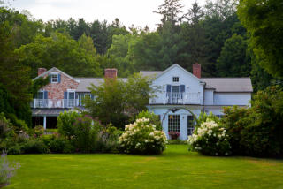 8 Main St, Salisbury, CT 06068-1800