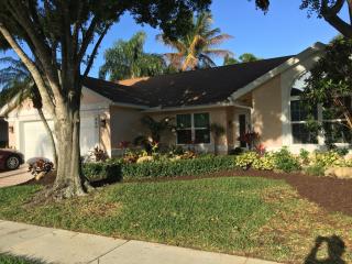 240 Moccasin Trl, Jupiter FL  33458-8003 exterior