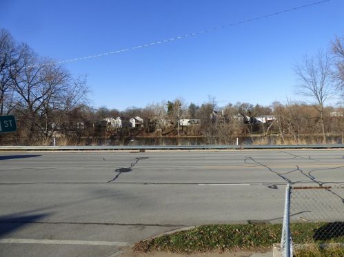 206 Meridian St, Mishawaka IN  46544-1673 exterior