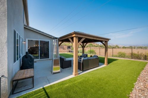 10073 Ranchitos Pl, Lakeside CA  92040-2781 exterior