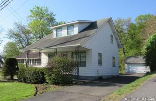 323 Route 212, West Saugerties, NY 12477-5114