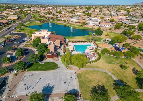 7912 Sorrell Ln, Gilbert AZ  85298-7466 exterior
