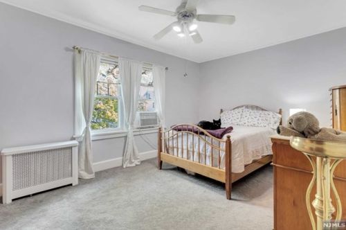 17 Glenwood Ave, Bloomfield NJ  07003-2201 exterior