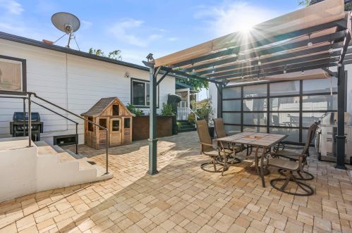 4082 Ingalls St, San Diego CA 92103-1354 exterior