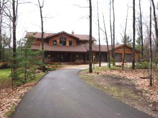 9846 Cedar Fls Rd, Hazelhurst WI  54531-9790 exterior