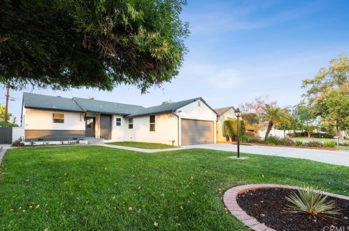 7225 Hannon St, Downey, CA 90240-2022