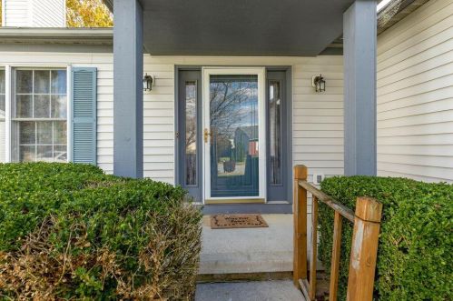 7991 Windsome Ct, Blacklick OH  43004-8104 exterior