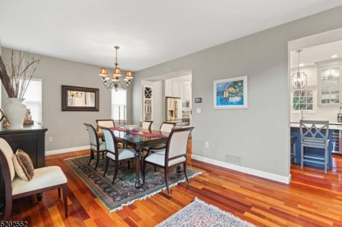 2 York Dr, Princeton NJ  08540-7939 exterior