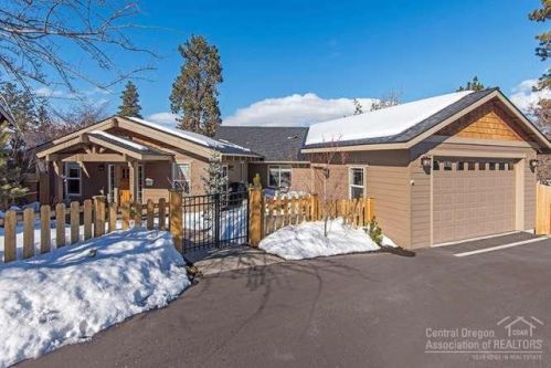 62949 Fresca St, Bend, OR 97703-1581