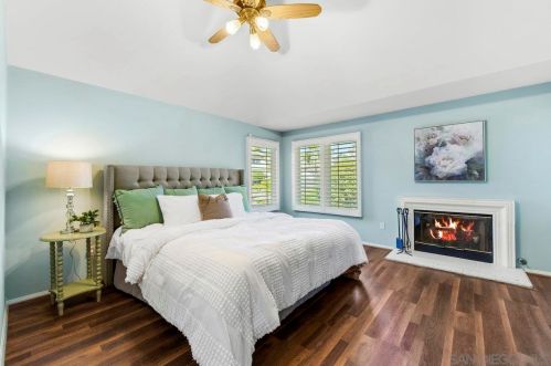 4712 Bryce Cir, Carlsbad CA  92008-4289 exterior