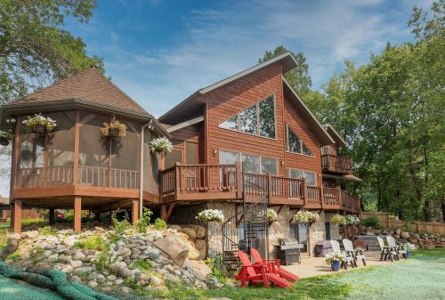 8784 Mogensen Shores Rd, Brainerd MN  56401-1384 exterior