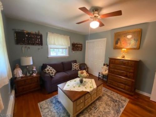 111 Lilac Dr, Annandale NJ  08801-3454 exterior