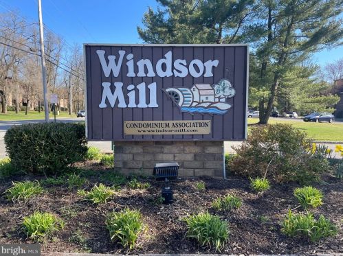 2124 Old Stone Mill Dr, East Windsor, NJ 08512-2214
