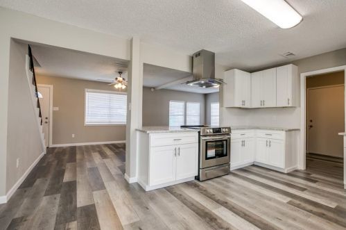 722 Cindy Dr, Cedar Hill TX 75104-1721 exterior