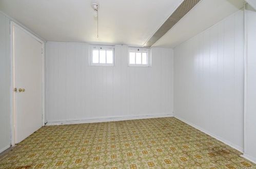 2340 Laconia Ave, Bronx NY  10469-1441 exterior