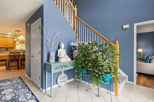 51145 Eaglewood Dr, Granger, IN 46530-4823