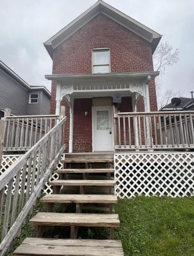 1428 Central Ave, Zanesville, OH 43701-2923