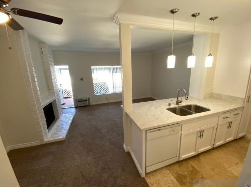 4466 41st St, San Diego, CA 92116-3856