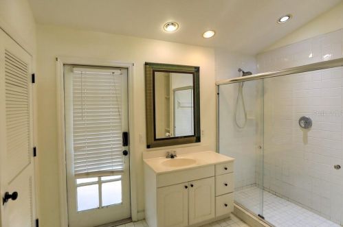 2000 Merritt Park Dr, Orlando FL  32803-1531 exterior