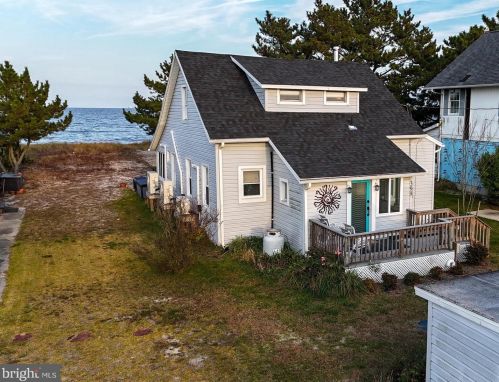 399 Bay Ave, Slaughter Beach DE  19963-4910 exterior