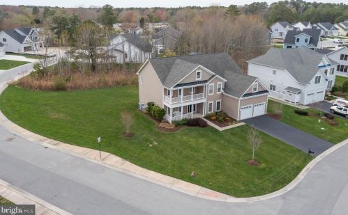 30930 Sea Breeze Ln, Millville, DE 19970-3642