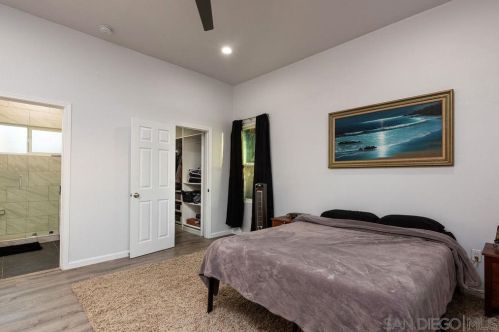 4075-77 Clairemont Dr, San Diego CA exterior