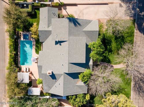 5621 Calle Camelia, Phoenix AZ 85018-4617 exterior