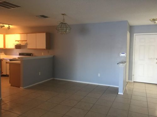 2333 Anhinga Dr, Kissimmee FL  34743-3303 exterior