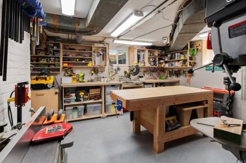 322 Sixth Ave, New Rochelle NY  10803-1605 exterior