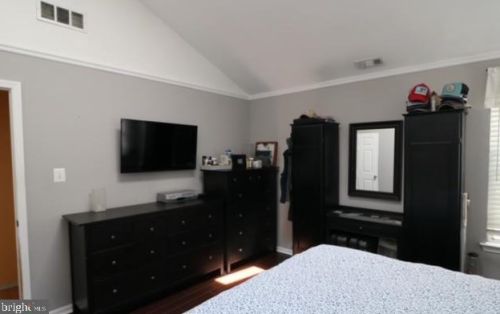 1357 Tristram Cir, West Deptford NJ  08051-2265 exterior