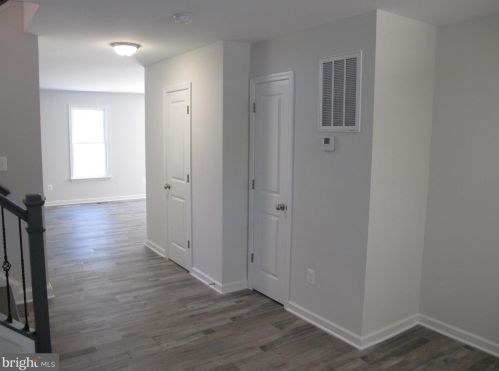 61 Lee St, Montross VA  22520-2776 exterior