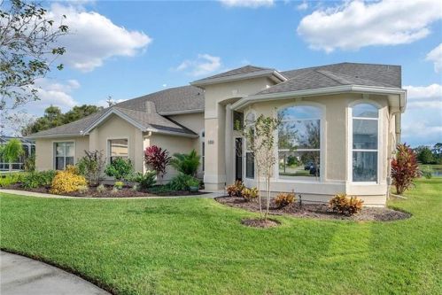 600 Divine Cir, Orlando, FL 32828-8104
