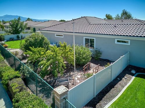 1594 Tanglewood Ct, Beaumont CA  92223-8540 exterior