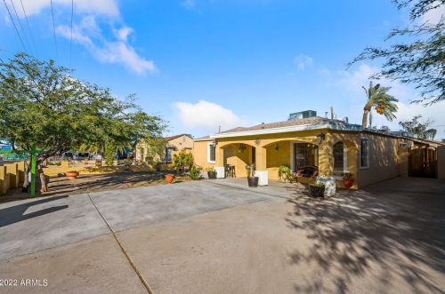 6033 7th Ave, Phoenix, AZ 85041-5601