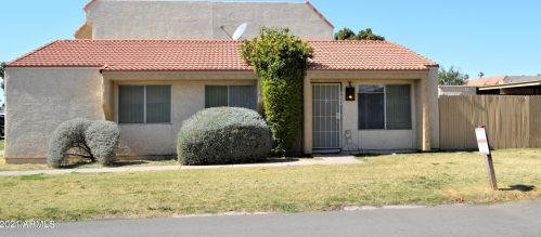 4802 Rose Ln, Glendale, AZ 85301-4709