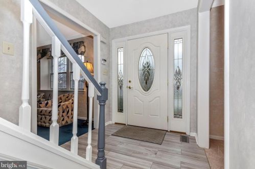 303 Emerson Dr, Miquon, PA 19444-1301