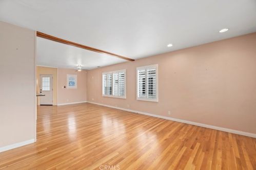 3337 Centralia St, Lakewood, CA 90712-3412