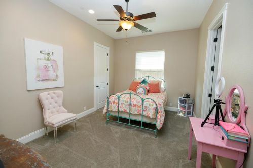 10709 Goldsborough Cir, Valley Home CA  95361-7648 exterior