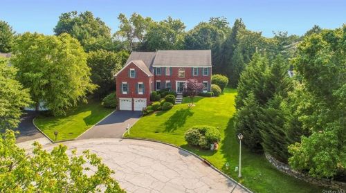 38 Eagle Ct, White Plains, NY 10605-5116